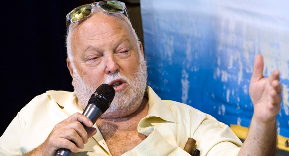 Andy Vajna 587 széles portré