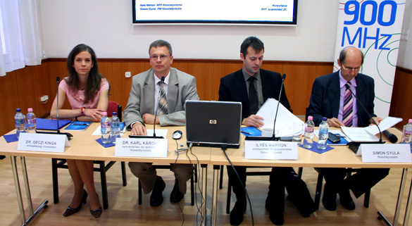900 MHz-es konzultáció belső nagy kép (585x321)