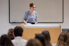 Dr. Pogácsás Anett, a Pázmány Péter Katolikus Egyetem Jog- és Államtudományi Kar Polgári Jogi Tanszék habilitált egyetemi docense